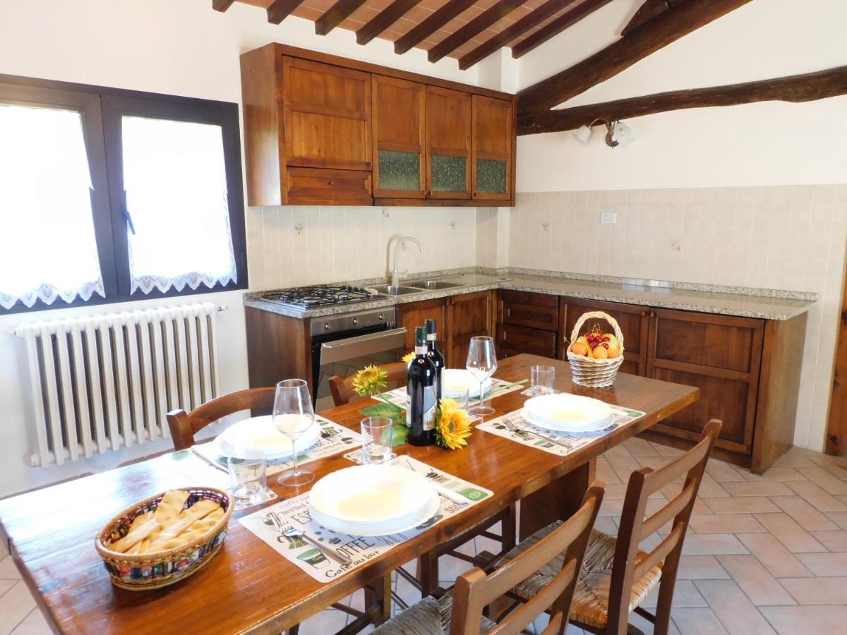Casa Vacanze Senesi Сан-Джиміньяно Екстер'єр фото